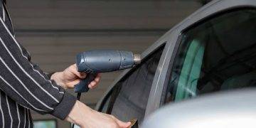 Common Mistakes to Avoid When Installing Auto Tint Common Mistakes to Avoid When Installing Auto Tint